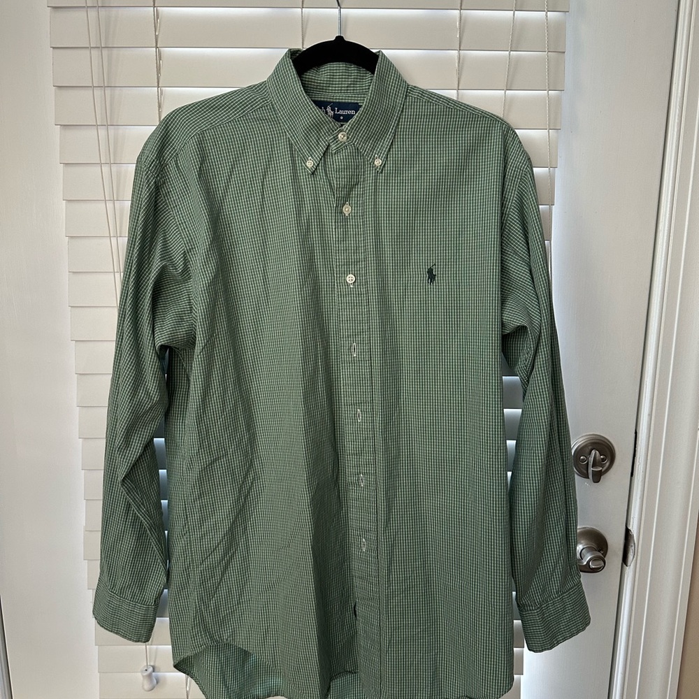 Polo by Ralph Lauren Men’s Small Button-Down.